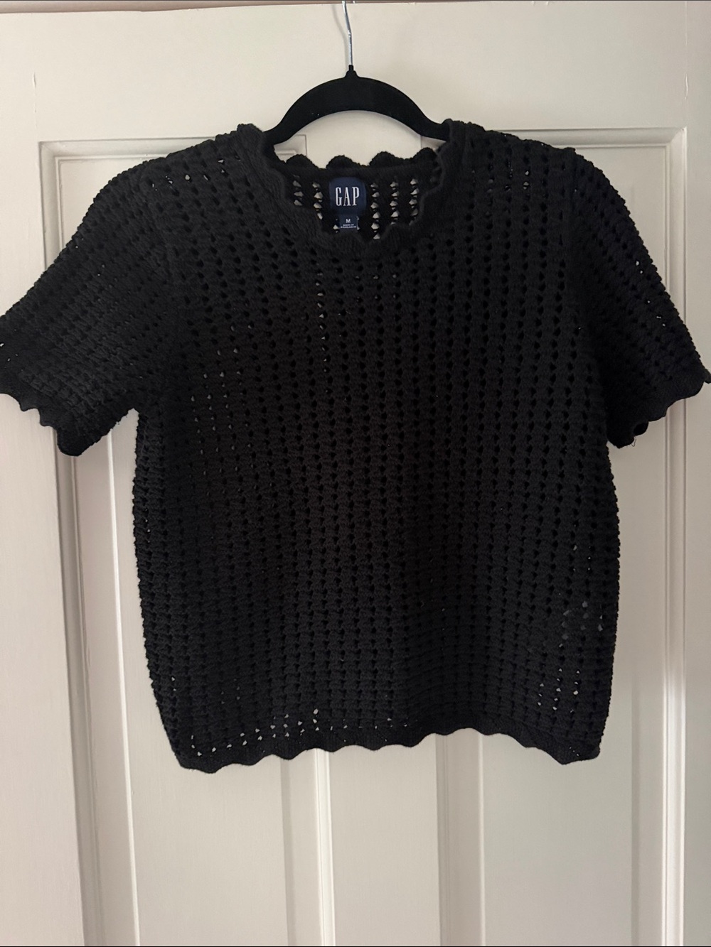 GAP Black Open-Knit Short Sleeve Sweater- Medium